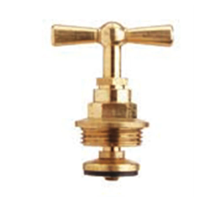 Head with swivel joint for faucet