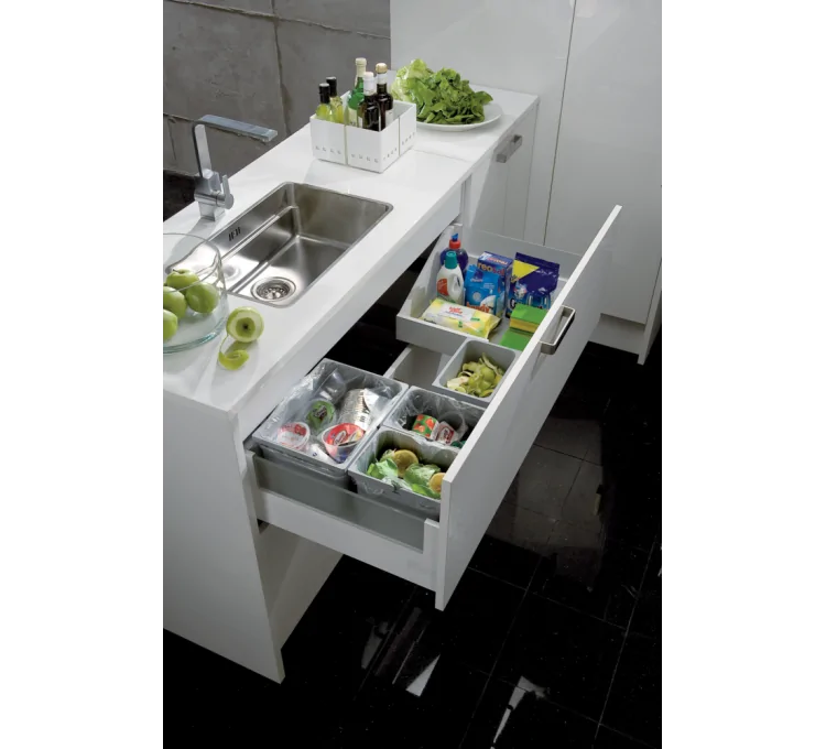 Juego modular para cubo de basura integrado en la cocina