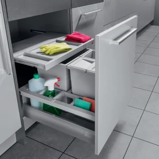 Here's the English translation:SEPARATO-K sorting waste bin set for kitchen