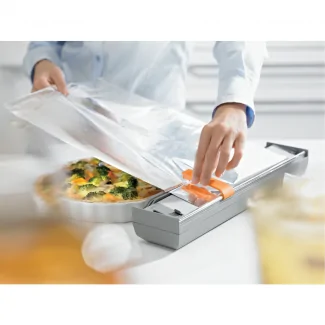 Aluminum foil dispenser for kitchen