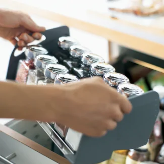 Here's the English translation:Modular spice rack for drawer